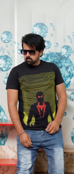 SpiderMan Graphic Print Tee Shirt